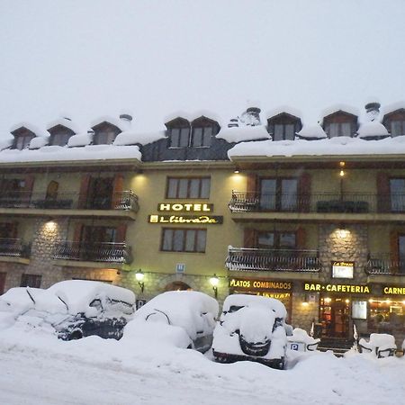 Hotel Llibrada Бенаске Экстерьер фото